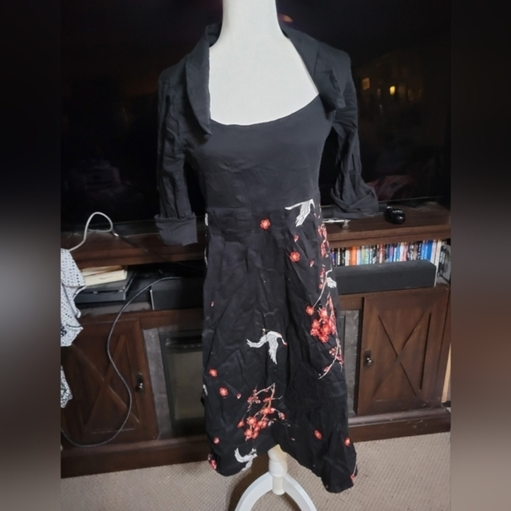 Black dress with cherry‎ blossoms & cranes size XXL Junior